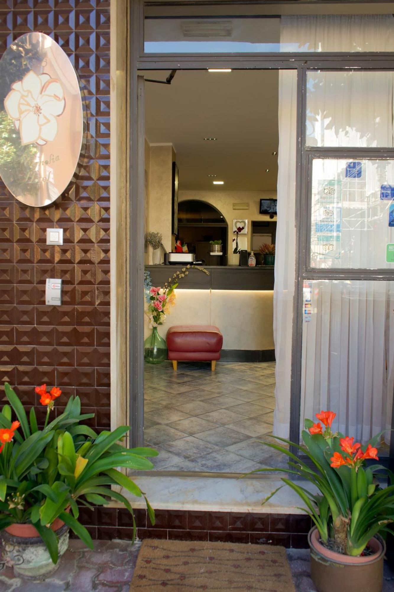 Hotel Magnolia Albenga Esterno foto