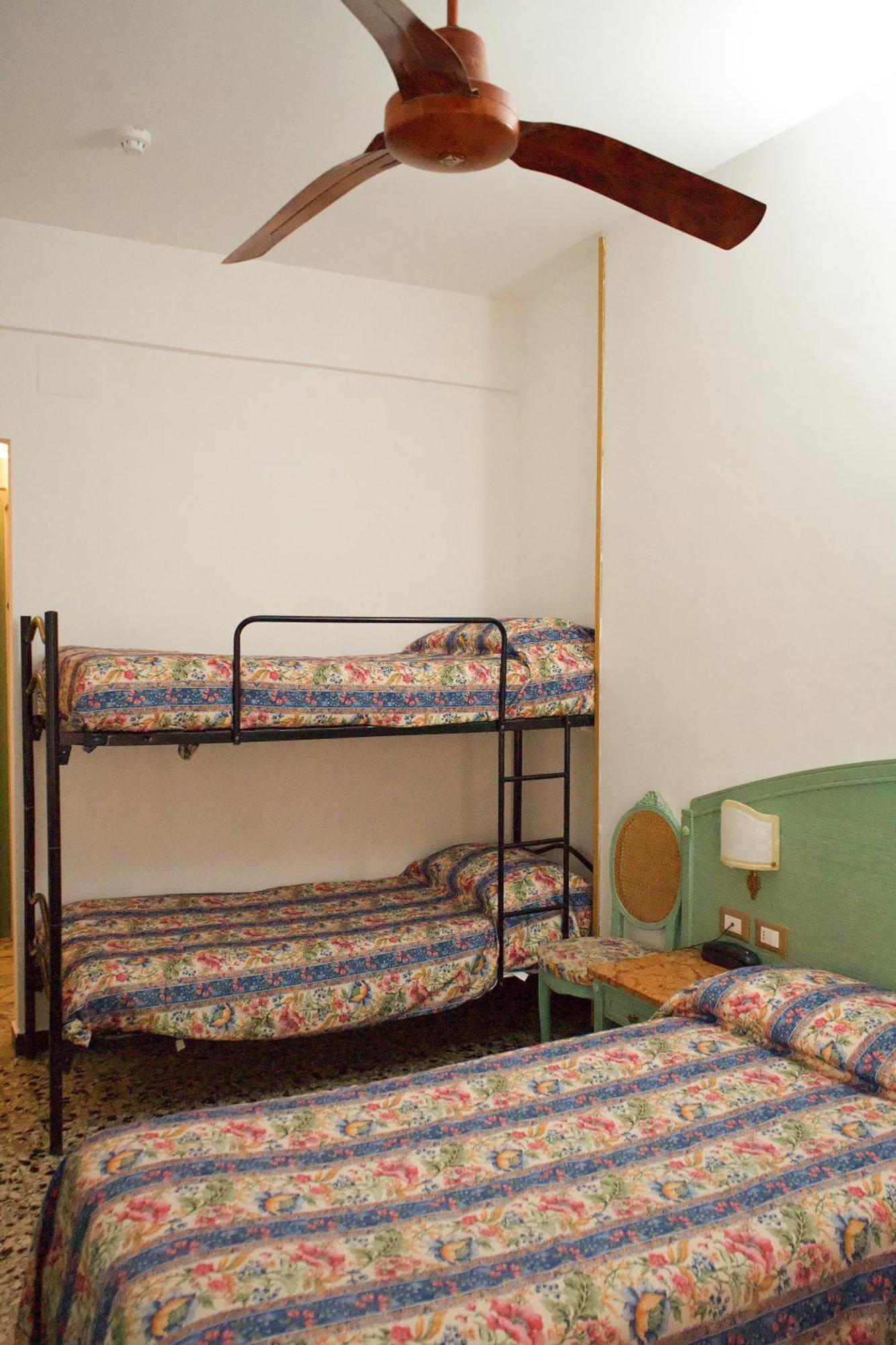 Hotel Magnolia Albenga Esterno foto